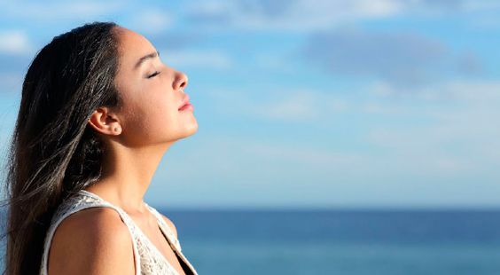 Como oxigenar melhor seus olhos e seu corpo por meio da respiração? Vou falar aqui sobre as melhores técnicas para respirar de forma correta e turbinar os benefícios dos exercícios visuais.